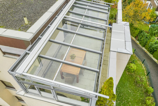 Traumhafte Penthousewohnung m. Dachterrasse u.Wintergarten über den Dächern von Stuttgart-Weilimdorf