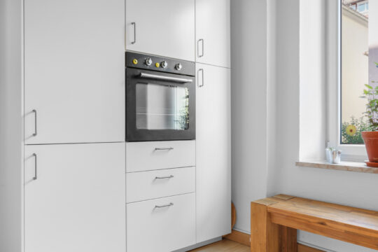Charmante und großzügige Altbauwohnung – hell und komplett modernisiert im Stuttgarter Westen