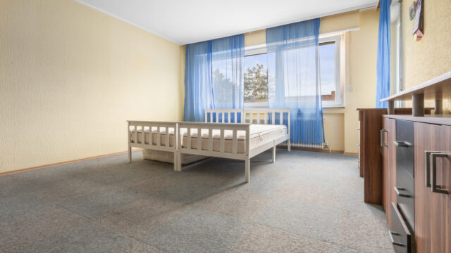 Attraktive Ein-Zimmer-Wohnung mit Balkon und Stellplatz in Altbach