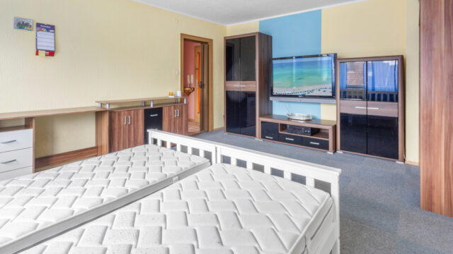 Attraktive Ein-Zimmer-Wohnung mit Balkon und Stellplatz in Altbach