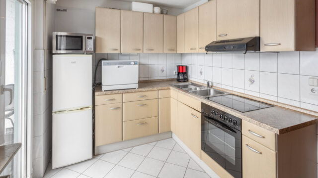 Attraktive Ein-Zimmer-Wohnung mit Balkon und Stellplatz in Altbach