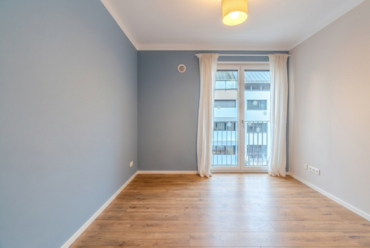 Luxuriöse 4-Zimmer Wohnung mit TG-Stellplatz und Aufzug direkt in die Wohnung im Zentrum vom München