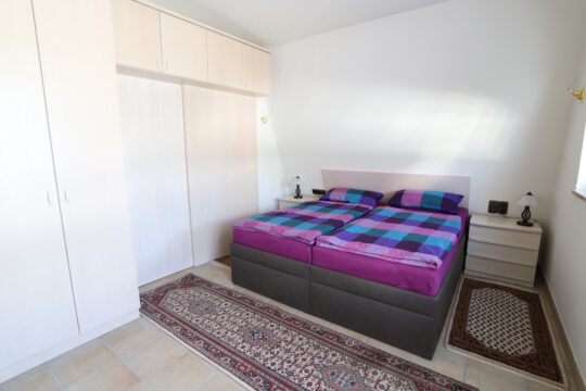 2 Zi.-Wohnung / exklusiv ausgestattet & voll möbliert, barrierefrei mit Aufzug 2 Zi.-Wohnung / exklusiv ausgestattet & voll möbliert, barrierefrei mit Aufzug