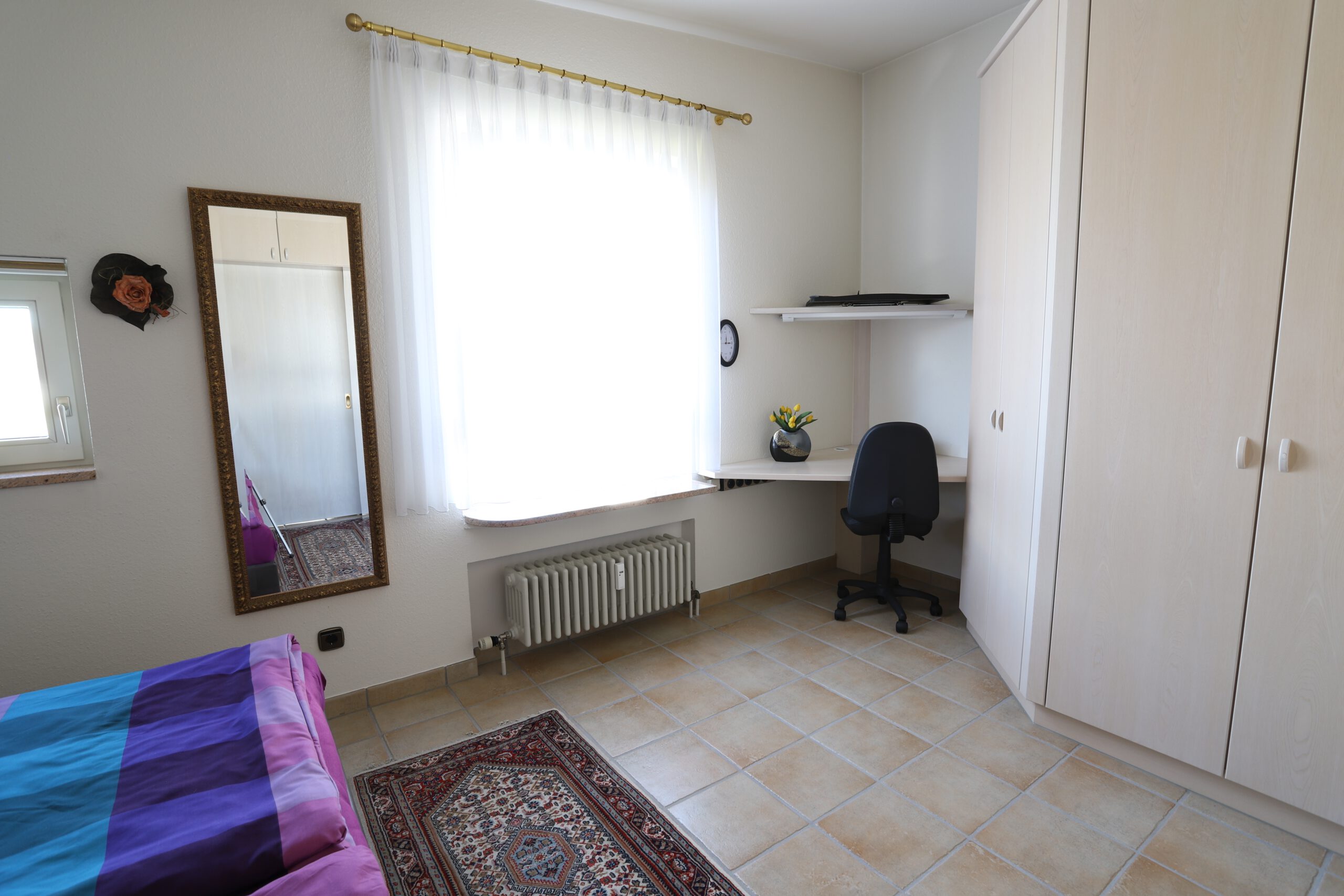 2 Zi.-Wohnung / exklusiv ausgestattet & voll möbliert, barrierefrei mit Aufzug 2 Zi.-Wohnung / exklusiv ausgestattet & voll möbliert, barrierefrei mit Aufzug
