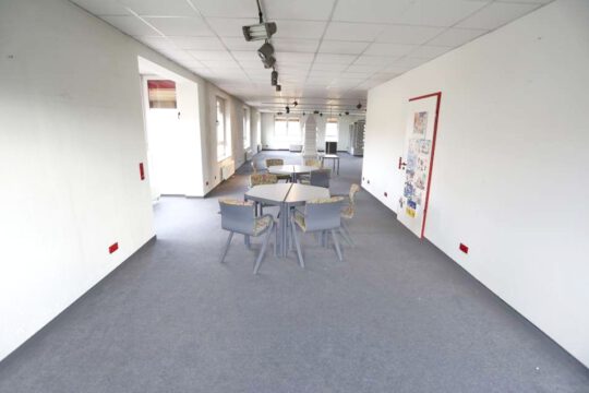 Gepflegtes Bürogebäude in verkehrsgünstiger Lage in Schauenburg Gepflegtes Bürogebäude in verkehrsgünstiger Lage in Schauenburg