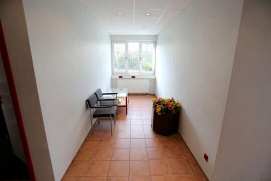 Gepflegtes Bürogebäude in verkehrsgünstiger Lage in Schauenburg Gepflegtes Bürogebäude in verkehrsgünstiger Lage in Schauenburg