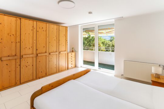 Großzügige 3,5 Zi.-Wohnung in Ortsrandlage mit sonnigem Balkon und Blick in Grüne Großzügige 3,5 Zi.-Wohnung in Ortsrandlage mit sonnigem Balkon und Blick in Grüne