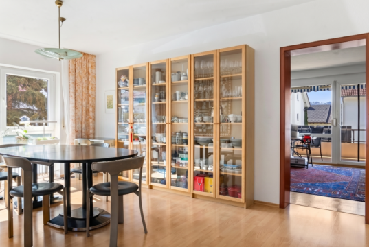 Wohnen in Seenähe am Bodensee helle gepflegte 3,5 Zimmer Wohnung mit Balkon Wohnen in Seenähe am Bodensee helle gepflegte 3,5 Zimmer Wohnung mit Balkon