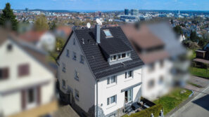 Charmante 3-Familien-Doppelhaushälfte mit Doppelgarage in Stuttgart – Rohrer Höhe