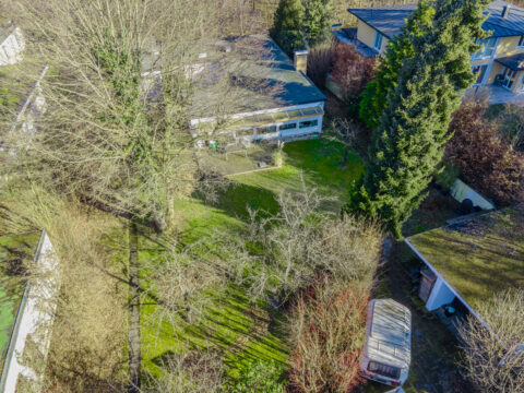 Bungalow mit großem Grundstück und Entwicklungspotenzial in ruhiger Wohnlage von Krailling