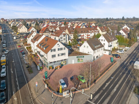 Renditestarkes Wohn- und Geschäftshaus in S-Zuffenhausen mit langfristigen Mietverträgen Renditestarkes Wohn- und Geschäftshaus in S-Zuffenhausen mit langfristigen Mietverträgen