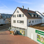 Renditestarkes Wohn- und Geschäftshaus in S-Zuffenhausen mit langfristigen Mietverträgen Renditestarkes Wohn- und Geschäftshaus in S-Zuffenhausen mit langfristigen Mietverträgen