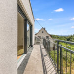 Bieterverfahren: Erstbezug! Exklusives und luxuriöses EFH mit ca. 1950 m² Grundstück in Gniebel