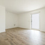 Bieterverfahren: Erstbezug! Exklusives und luxuriöses EFH mit ca. 1950 m² Grundstück in Gniebel