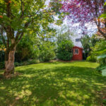 Großzügiges RMH mit Garten und Einzelgarage in Familienfreundlicher Lage von Krailling