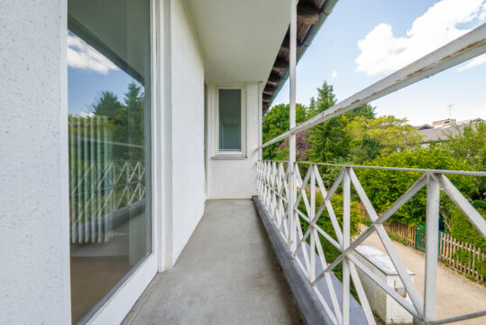 Großzügiges RMH mit Garten und Einzelgarage in Familienfreundlicher Lage von Krailling