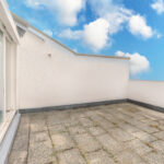 Eleganz auf zwei Ebenen – schöne Maisonette-Wohnung mit Dachterrasse, Loggia und TG-Stellplatz