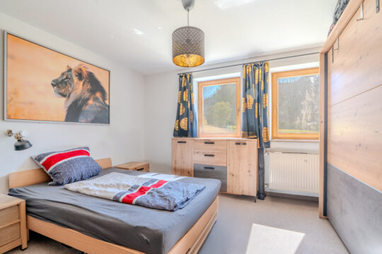 Charmante 2-Zimmer-Wohnung mit Stellplatz, Gartenblick und Bergpanorama