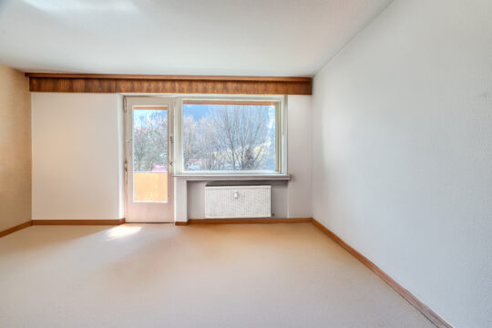 Naturnah wohnen mit Bergblick – Großzügige Wohnung mit Terrasse, Stellplatz und extra Gästezimmer