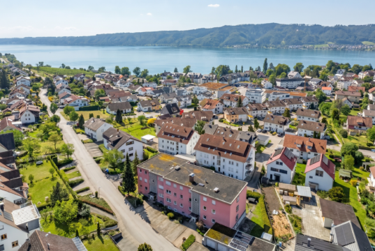 Wohnen in Seenähe am Bodensee helle gpflegte 3,5 Zimmer Wohnung mit Balkon Wohnen in Seenähe am Bodensee helle gpflegte 3,5 Zimmer Wohnung mit Balkon