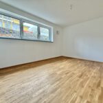 Erstbezug! Moderne Neubauwohnung auf zwei Etagen, mit Tiefgaragenstellplatz und eigenem Garten