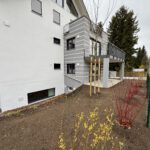 Erstbezug! Moderne Neubauwohnung auf zwei Etagen, mit Tiefgaragenstellplatz und eigenem Garten