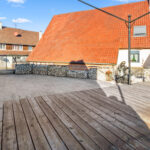 Freistehendes, neuwertiges EFH mit großer Garage, zwei Terrassen und Garten in Allmersbach