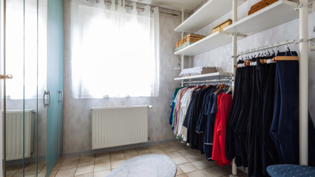Großzügige Drei-Zimmer-Wohnung mit Garagenstellplatz und traumhafter Aussicht in Stuttgart-Rohr