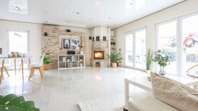 Freistehendes, neuwertiges EFH mit großer Garage, zwei Terrassen und Garten in Allmersbach