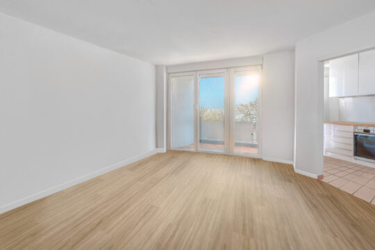 Eleganz auf zwei Ebenen – schöne Maisonette-Wohnung mit Dachterrasse, Loggia und TG-Stellplatz